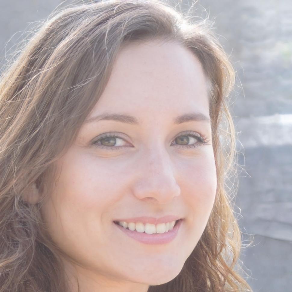 Portrait professionnel d'Anaïs Tournier, spécialiste des revenus variables